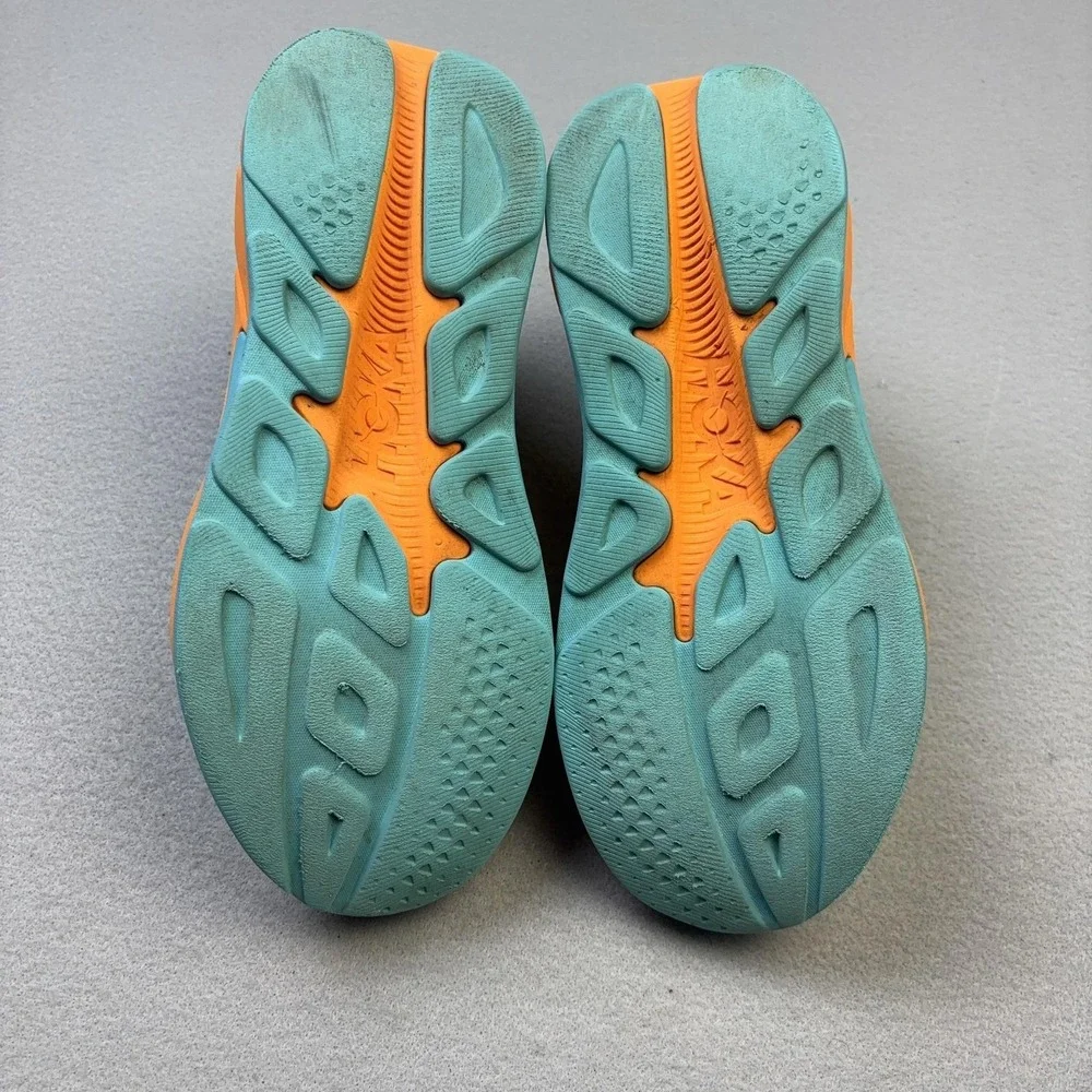 Hoka One One pre owned